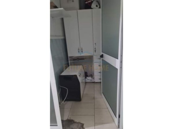 Tirane, shitet ambjent biznesi Kati 2, 78 m² 250.000 Euro (Bllok)