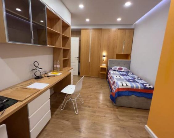Tirane, jepet me qera apartament 3+1+BLK Kati 6, 150 m² 800 Euro (rruga siri kodra)