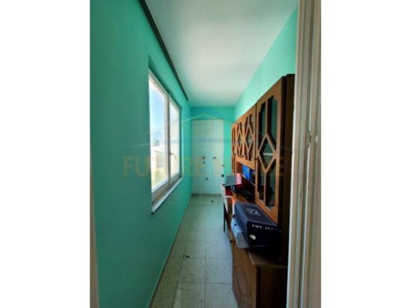 Tirane, jepet me qera apartament Kati 4, 130 m² 700 Euro (Vasil Shanto)