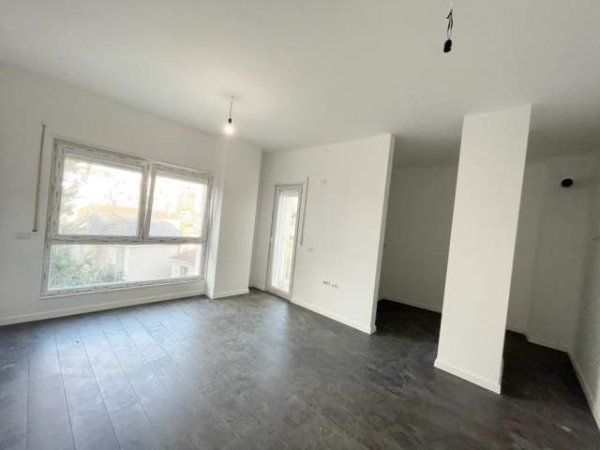Tirane, shes apartament 1+1+BLK Kati 3, 64 m² 131.600 Euro (Rr Barrikadave)