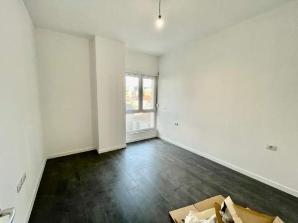 Tirane, ofert apartament 1+1 Kati 3, 64 m² 131.000 Euro (Rruga Barikadave)