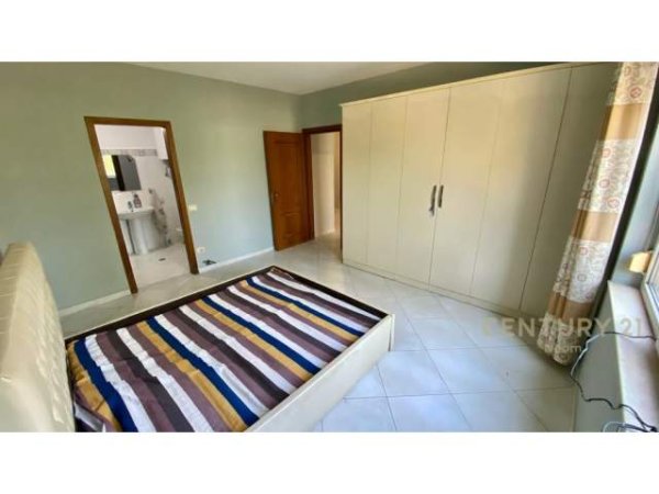 Tirane, jepet me qera apartament 2+1 Kati 2, 110 m² 550 Euro (Liqeni i Thate)