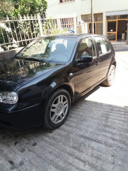 Tirane, shitet makine Volkswagen Golf 4, 2002, 1.9 TDI, manuale Viti 2002, 250.000 Leke