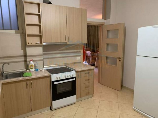 Tirane, jepet me qera apartament Kati 1, 120 m² 410 Euro (Ali Demi)