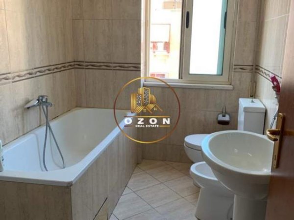 Tirane, jepet me qera apartament 1+1+A+BLK Kati 8, 74 m² 35.000 Leke (DON BOSKO)