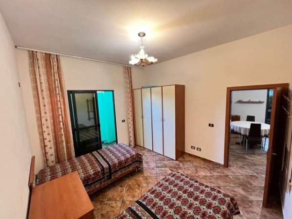 Tirane, jepet me qera apartament duplex 2+1+A+BLK Kati 2, 100 m² 450 Euro (prane Ambasades Kineze)