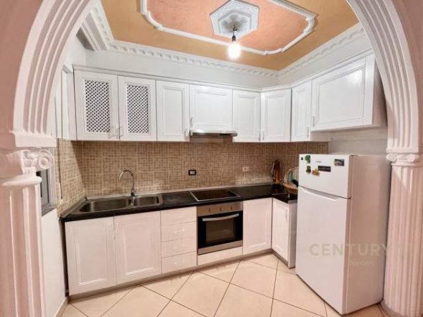 Tirane, jepet me qera apartament 2+1 Kati 3, 116 m² 570 Euro (Liqeni i Thate)