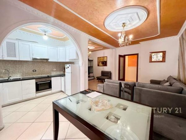 Tirane, jepet me qera apartament 2+1+BLK Kati 3, 116 m² 570 Euro (Liqeni i Thatë)