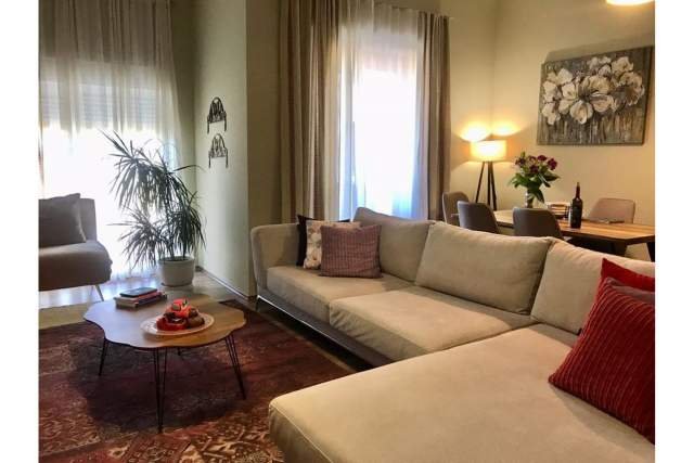 Tirane, jepet me qera apartament Kati 7, 90 m² 450 Euro (Kompleksi Mangalem 21,   Ali Demi - Fusha Ali Demi,  Tiranë,  Shqipëri)