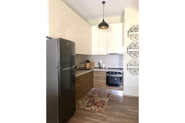 Tirane, jepet me qera apartament Kati 7, 90 m² 450 Euro (Kompleksi Mangalem 21,   Ali Demi - Fusha Ali Demi,  Tiranë,  Shqipëri)