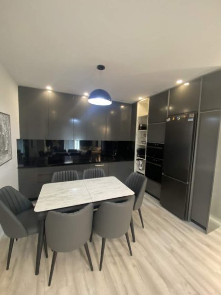 SHITET, Apartament 2+1+BLK ,250000 Euro, (Rruga:"Teodor Keko",Unaza e Madhe,Astir) UNA34289