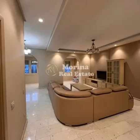 Tirane, jepet me qera apartament 1+1 Kati 5, 80 m² 750 € (Blloku)