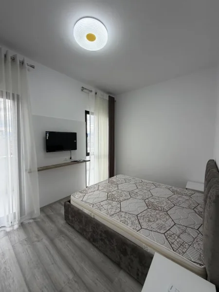 Tirane, jepet me qera apartament 2+1 Kati 7, 80 m² 650 € (Rruga 29 Nentori)