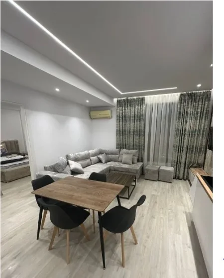 Tirane, jepet me qera apartament 1+1 Kati 2, 65 m² 650 € (Zogu i zi)