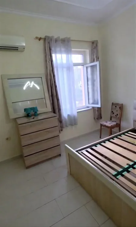 Tirane, jepet me qera apartament 2+1+Ballkon Kati 2, 69 m² 650 € (Vasil Shanto!)