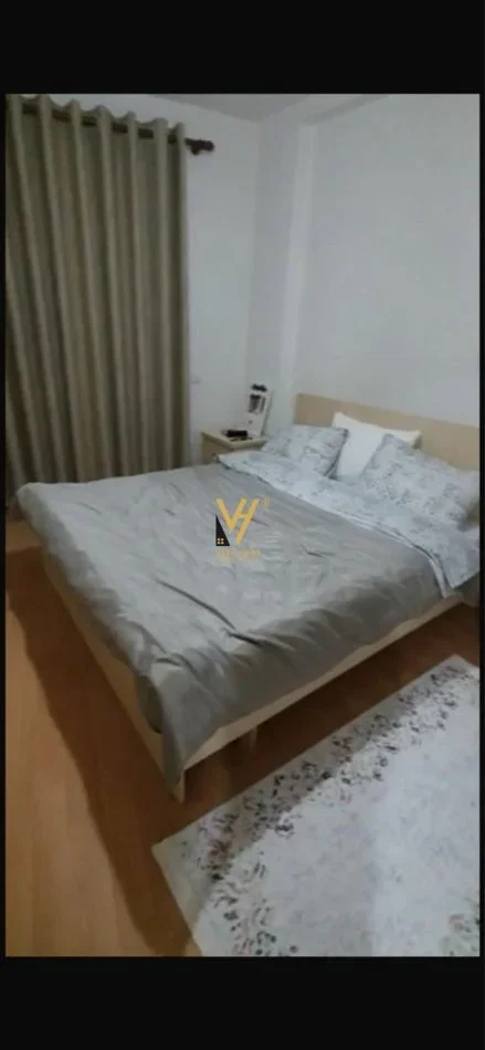 Tirane, jepet me qera apartament 1+1+Ballkon Kati 4, 65 m² 450 € (DELIJORGJI)