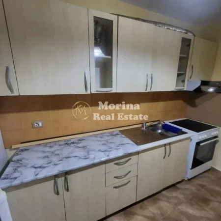 Tirane, jepet me qera shtepi 2+1 Kati 2, 100 m² 450 € (Qytet Studenti)