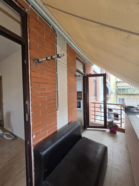 jepet me qera apartament 2+1+Aneks+Ballkon Kati 2, 100 m² 500 € (Komuna Parisit)