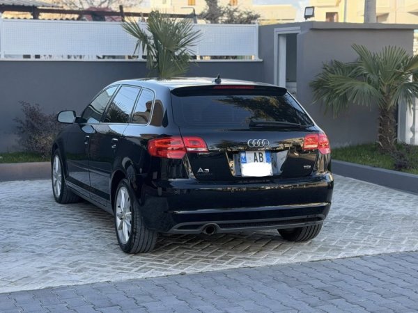 Fier, shes makine AUDI A3-2.0 DIESEL TDI-AUTOMATIK-XHAMA TE ZINJ ME CERTIFKAT 5700 EURO-LETRAT 06-2026-069 44 00 305 Nafte, e zeze automatik Klima 230.000 km 5.900 €