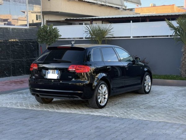 Fier, shes makine AUDI A3-2.0 DIESEL TDI-AUTOMATIK-XHAMA TE ZINJ ME CERTIFKAT 5700 EURO-LETRAT 06-2026-069 44 00 305 Nafte, e zeze automatik Klima 230.000 km 5.900 €