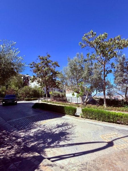 Tirane, shitet 1+1 , 63 m² 99.000 € 