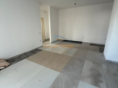 Shitet, Apartament 2+1+2, Casa Italia, Tirane. AREA63188