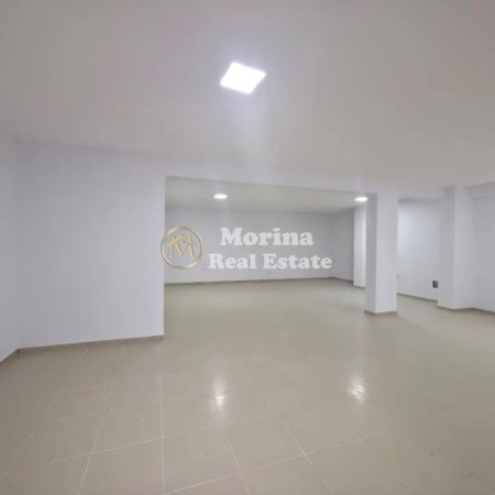 Tirane, jepet me qera ambjent biznesi Kati 1, 90 m² 900 € (Selite)