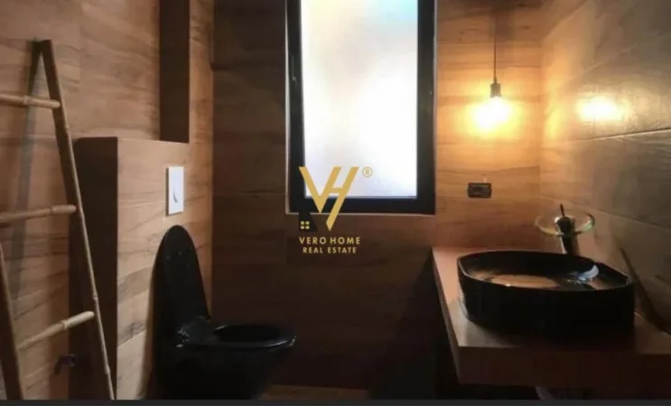 Tirane, jepet me qera zyre Kati 2, 110 m² 900 € (RRUGA E DURRESIT)