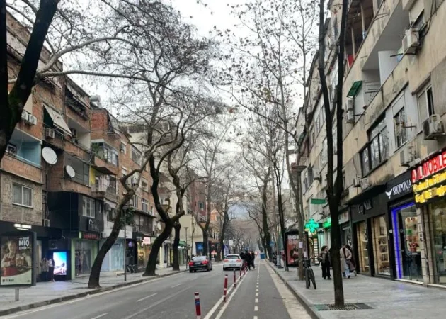 Tirane, shitet ambjent biznesi Kati 0, 65 m² 680.000 € (Rruga Myslym Shyri)