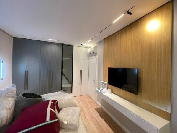 Tirane, shitet apartament 2+1 Kati 1, 78 m² 240.000 € (vasil shanto)