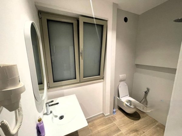 Tirane, shitet apartament 2+1 Kati 1, 78 m² 240.000 € (vasil shanto)