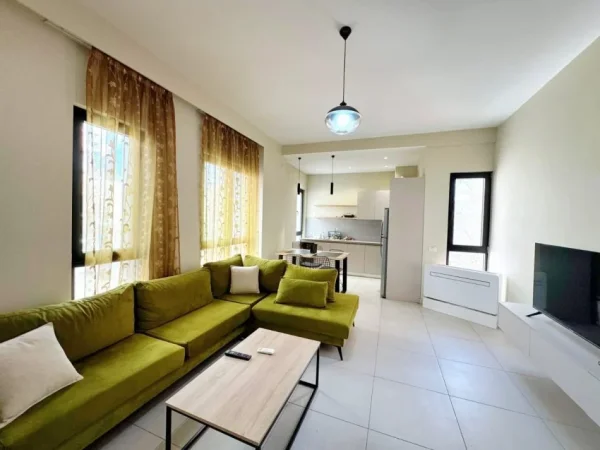 Tirane, shitet apartament 1+1 , 145.000 m² 145.000 € 