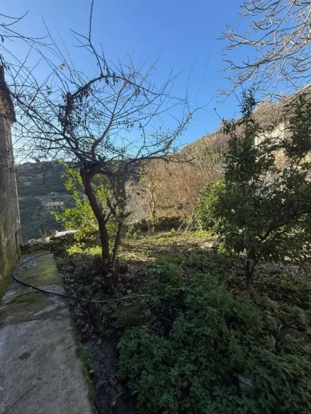 Himare, shes shtepi , 300 m² 110.000 € (Himare)