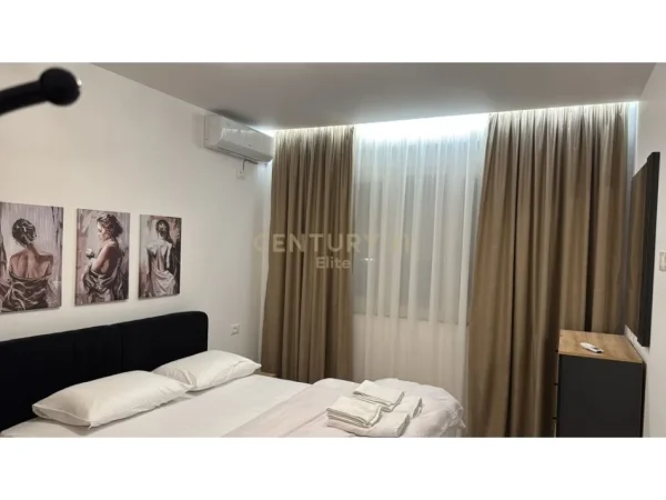 Tirane, jepet me qera apartament 1+1 Kati 2, 46 m² 600 € (Rr. e Dibres)