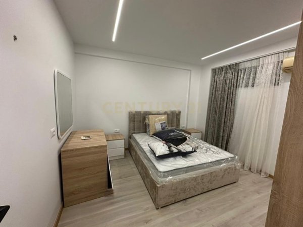 Tirane, jepet me qera apartament 1+1 Kati 1, 55 m² 630 € (Zogu i Zi)