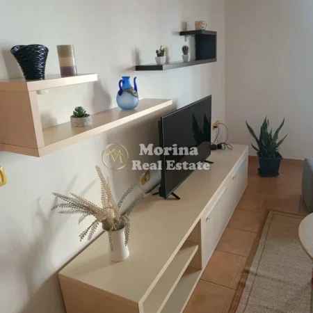 Shqiperi, jepet me qera apartament 1+1 Kati 4, 65 m² 500 € (Blloku)
