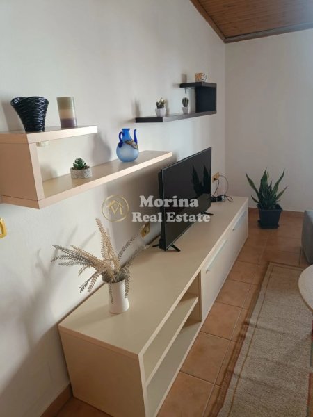 Shqiperi, jepet me qera apartament 1+1 Kati 4, 65 m² 500 € (Blloku)