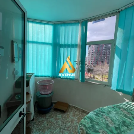 Tirane, shitet apartament 2+1+Ballkon Kati 4, 90 m² 150.000 € (rruga muzaket)