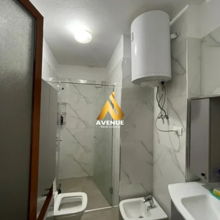 Tirane, shitet apartament 2+1+Ballkon Kati 4, 90 m² 150.000 € (rruga muzaket)