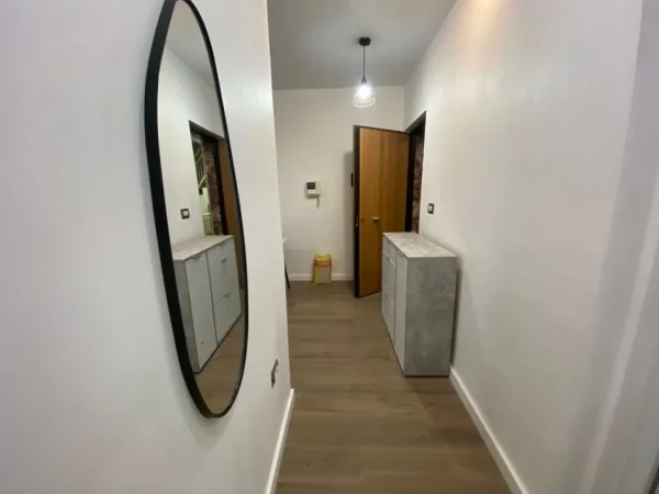 Tirane, shitet apartament 1+1 , 73 m² 178.000 € (komuna parisit)