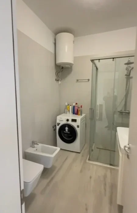 Tirane, shitet apartament 2+1+Ballkon Kati 7, 117 m² (Kompleksi KIKA 2)