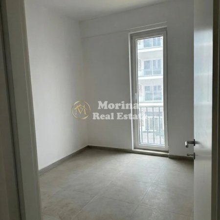 Tirane, jepet me qera apartament 2+1 Kati 3, 86 m² 400 € (Medrese)