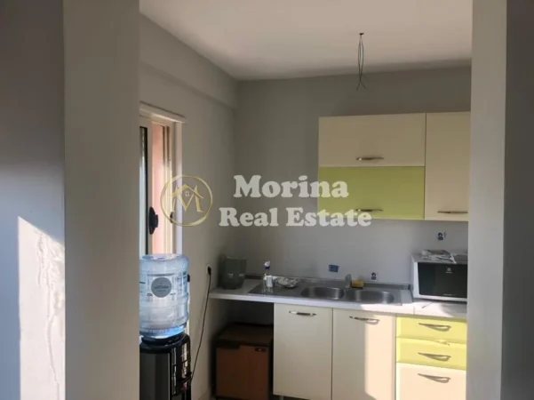 Tirane, jepet me qera ambjent biznesi Kati 7, 107 m² 600 € (Rruga Jordan Misja)