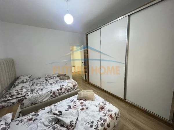 Tirane, jepet me qera apartament 1+1 Kati 2, 68 m² 520 € (Unaza e Re)