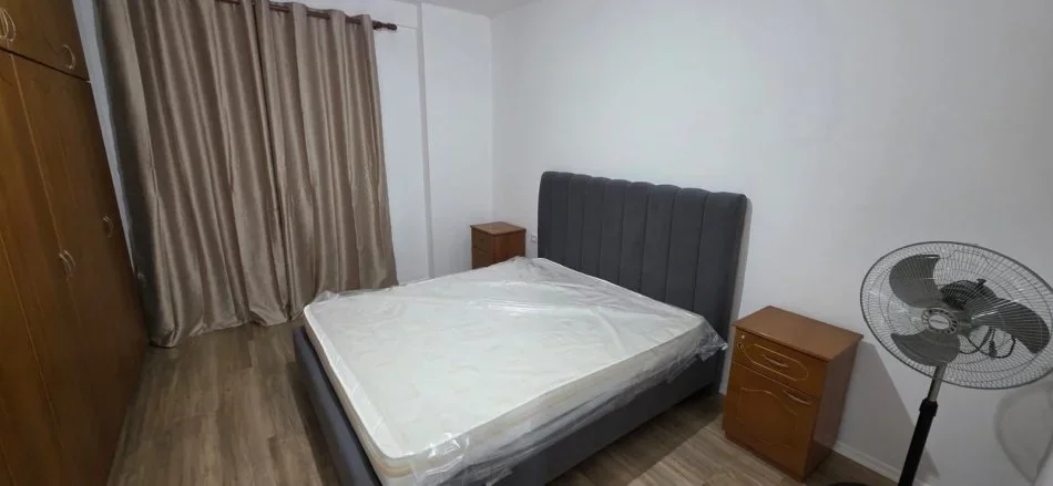 JEPET SUPER APARTAMENT 2+1, ME QIRA NË RRUGËN 5 MAJI, 600 €URO