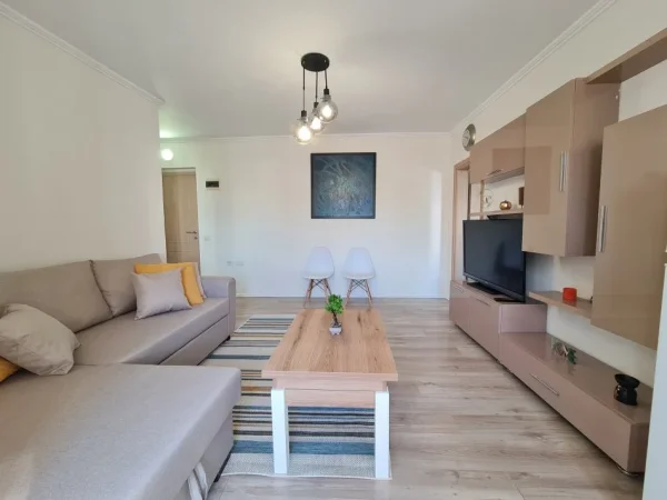 Tirane, shitet apartament 1+1+Ballkon Kati 3, 45 m² 88.000 € 