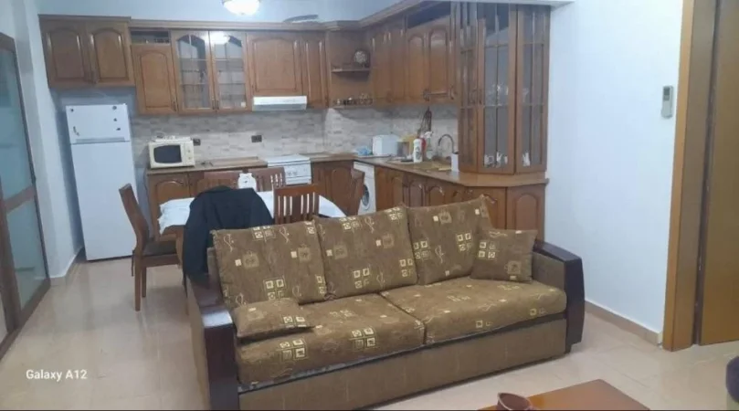 Jepet Apartament 2+1 me Qera ne Don Bosko,   500 €URO