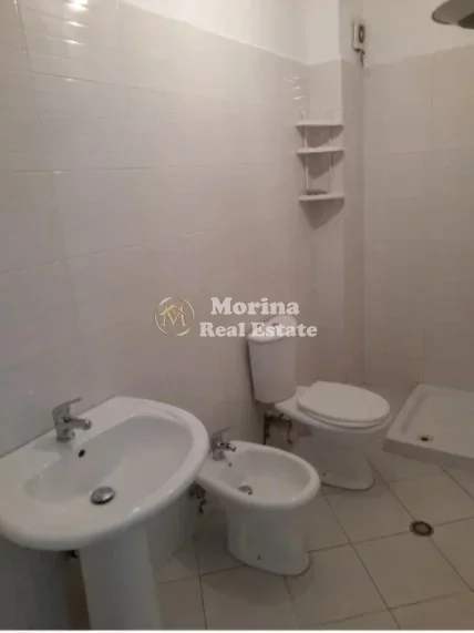 Tirane, jepet me qera apartament 1+1 Kati 6, 60 m² 250 € (Astir)