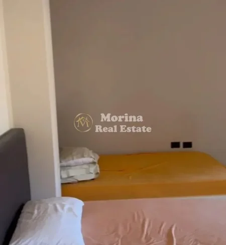 Tirane, jepet me qera apartament 1+1+Ballkon Kati 2, 65 m² 350 € (Kinostudio)