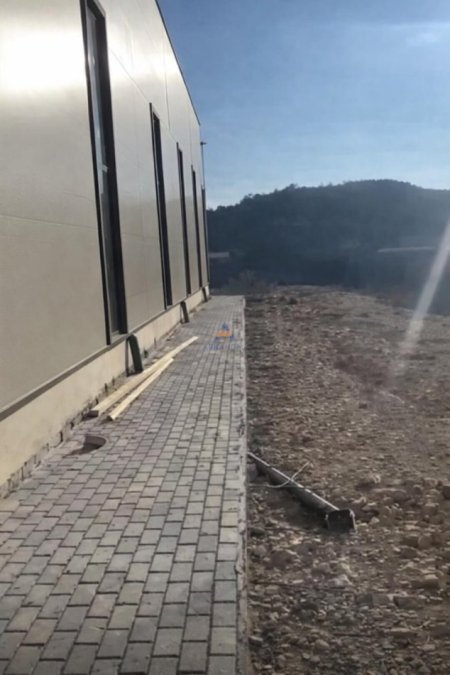 Tirane, shitet magazine Kati 0, 2.625 m² 5.500.000 € 